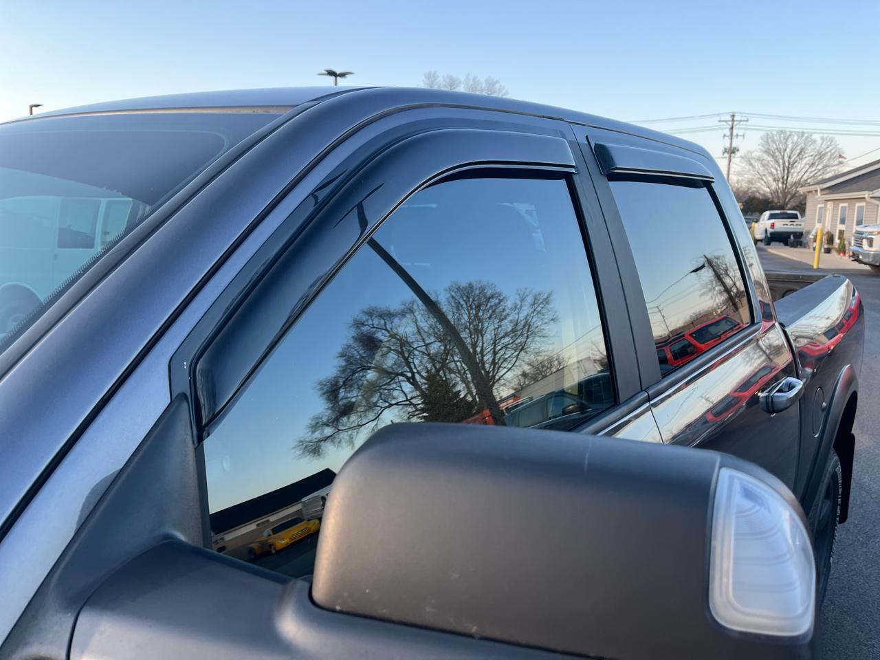 RAM 1500 Classic Warlock 4x4 Crew Cab 5'7" Box 2019