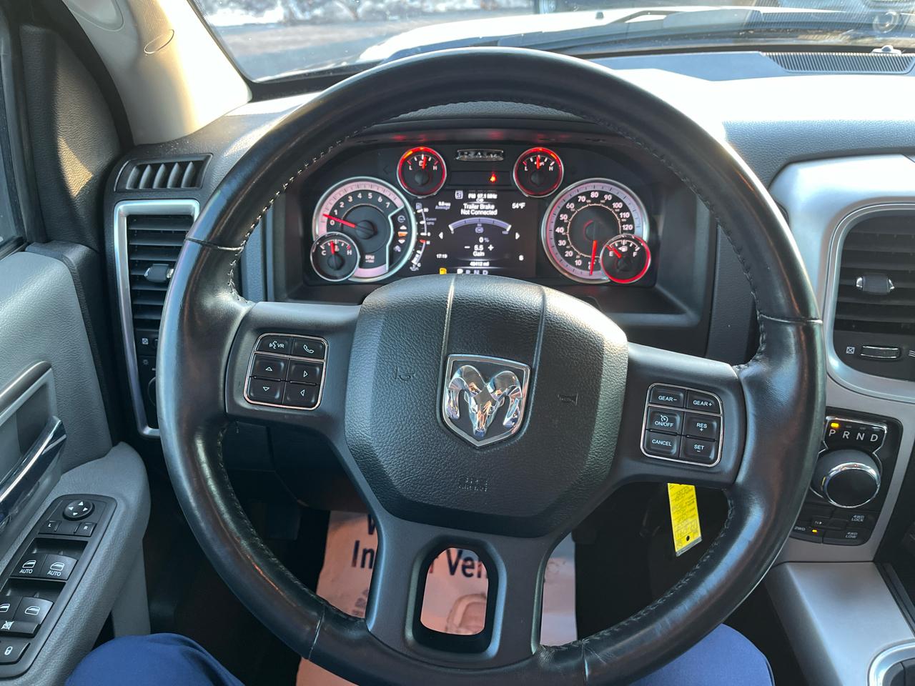 RAM 1500 Classic Warlock 4x4 Crew Cab 5'7" Box 2019