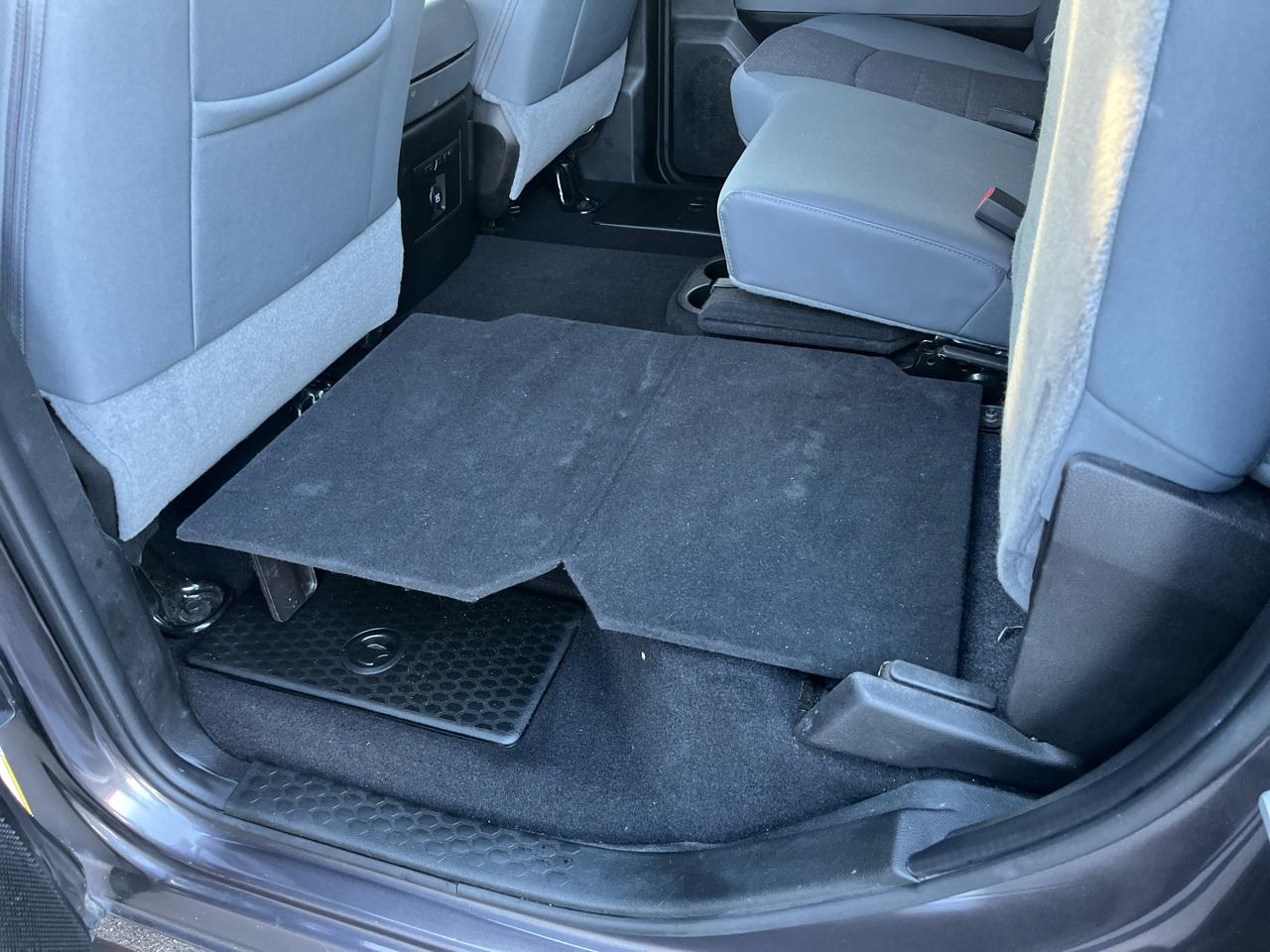 RAM 1500 Classic Warlock 4x4 Crew Cab 5'7" Box 2019