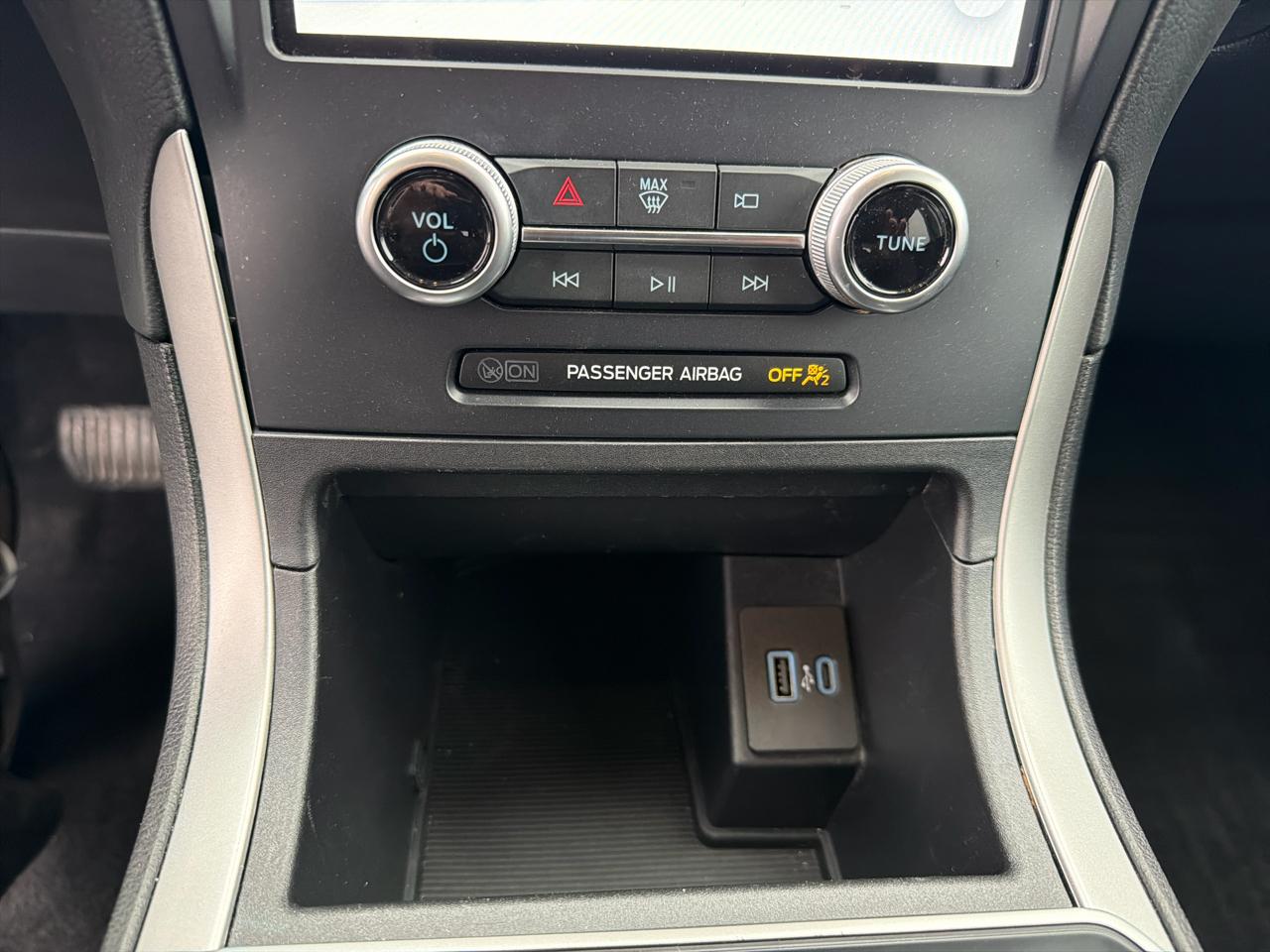 Ford Edge SE AWD 2022