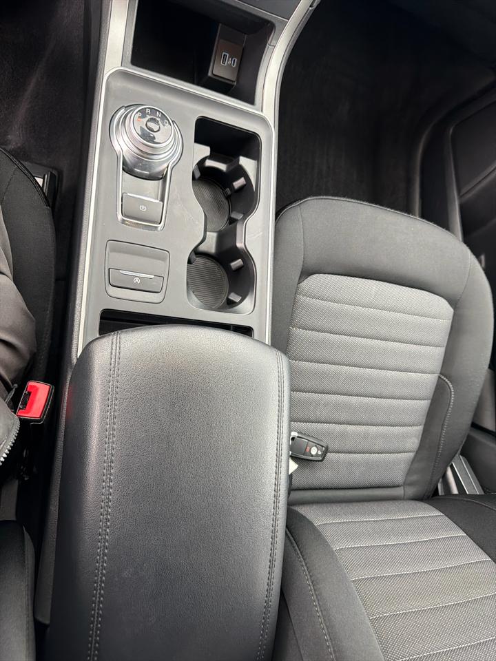 Ford Edge SE AWD 2022