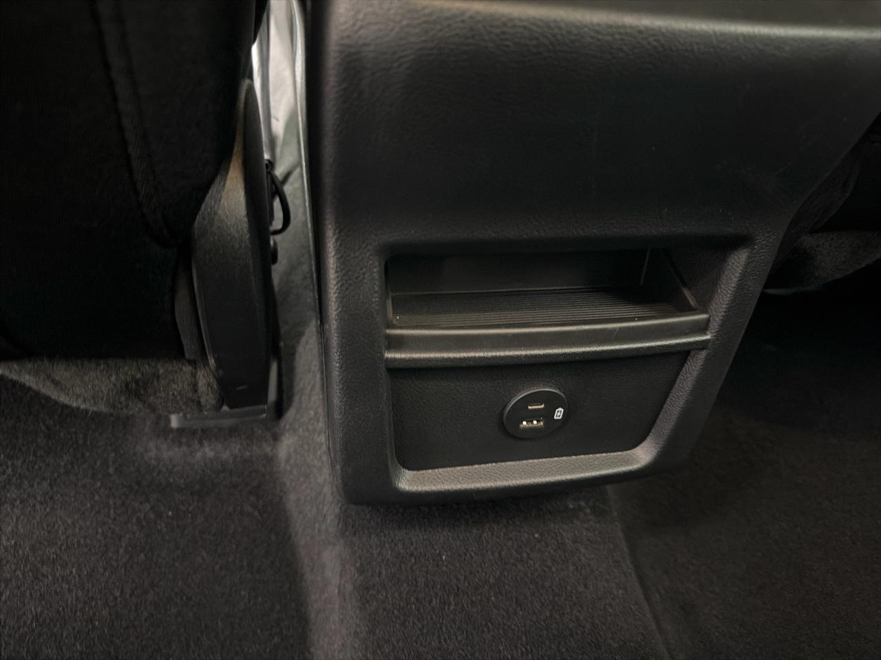 Ford Edge SE AWD 2022