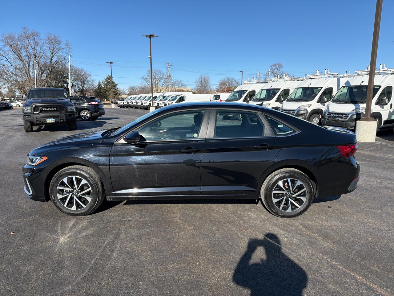 Volkswagen Jetta S Auto 2025