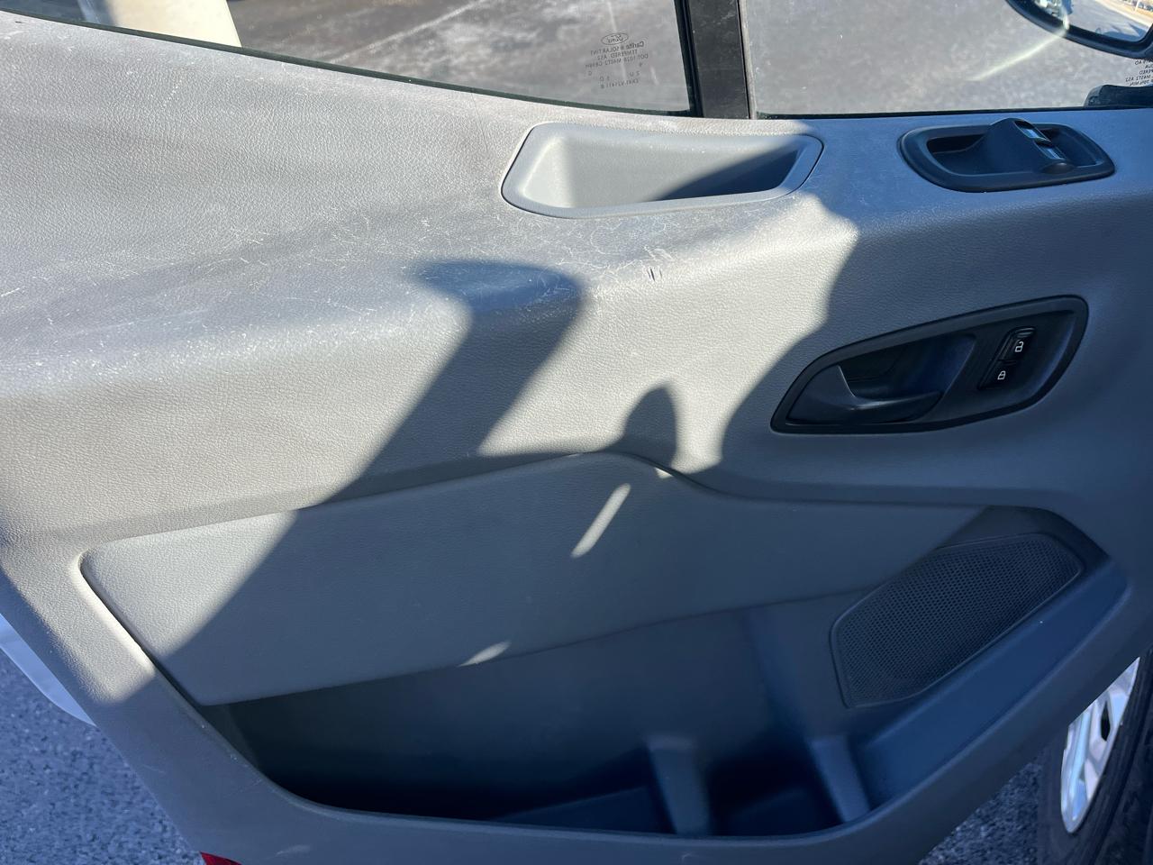 Ford Transit Van T-150 148" Med Rf 8600 GVWR Sliding RH Dr 2019