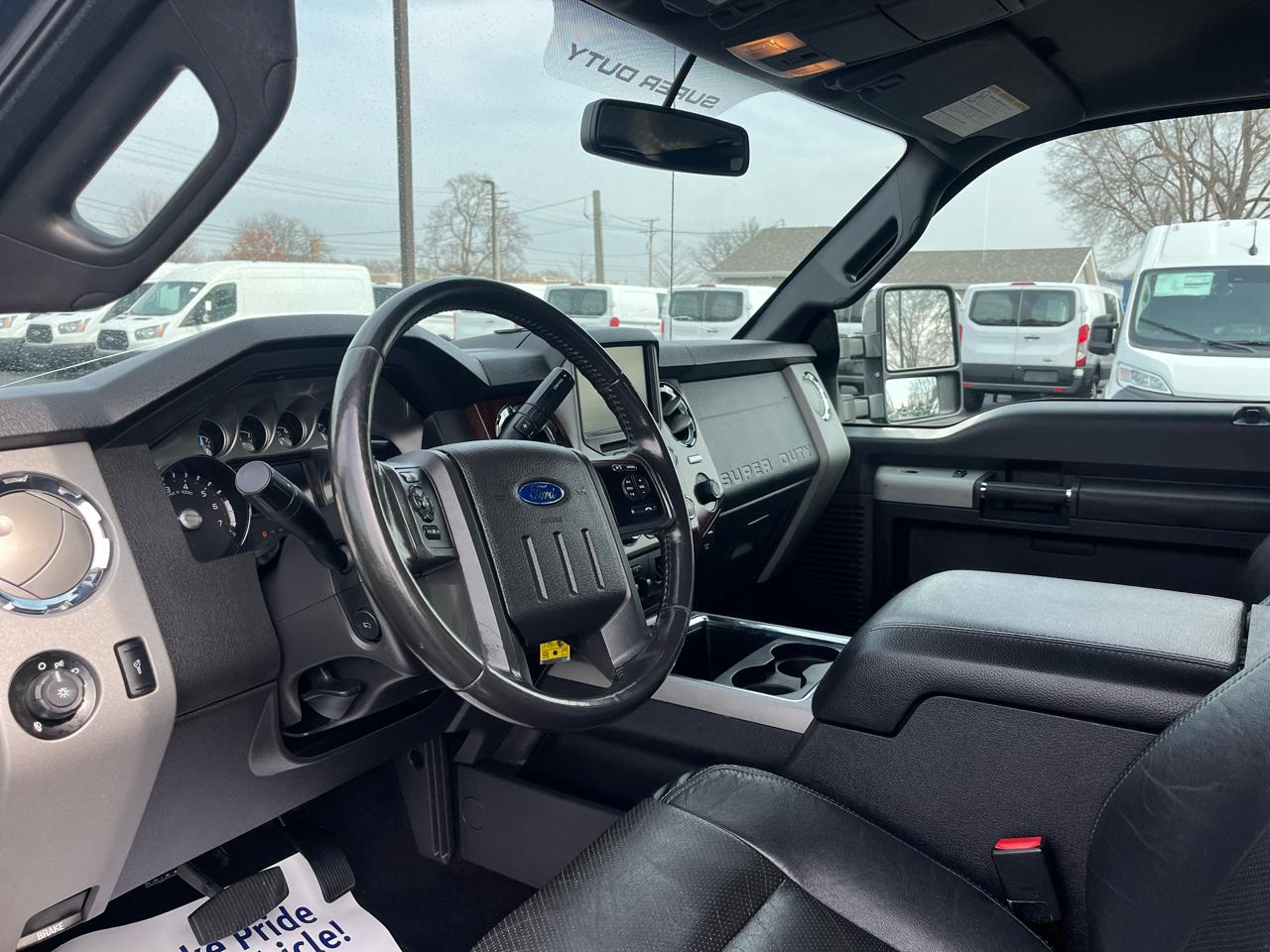 Ford Super Duty F-350 SRW 4WD SuperCab 158" Lariat 2015