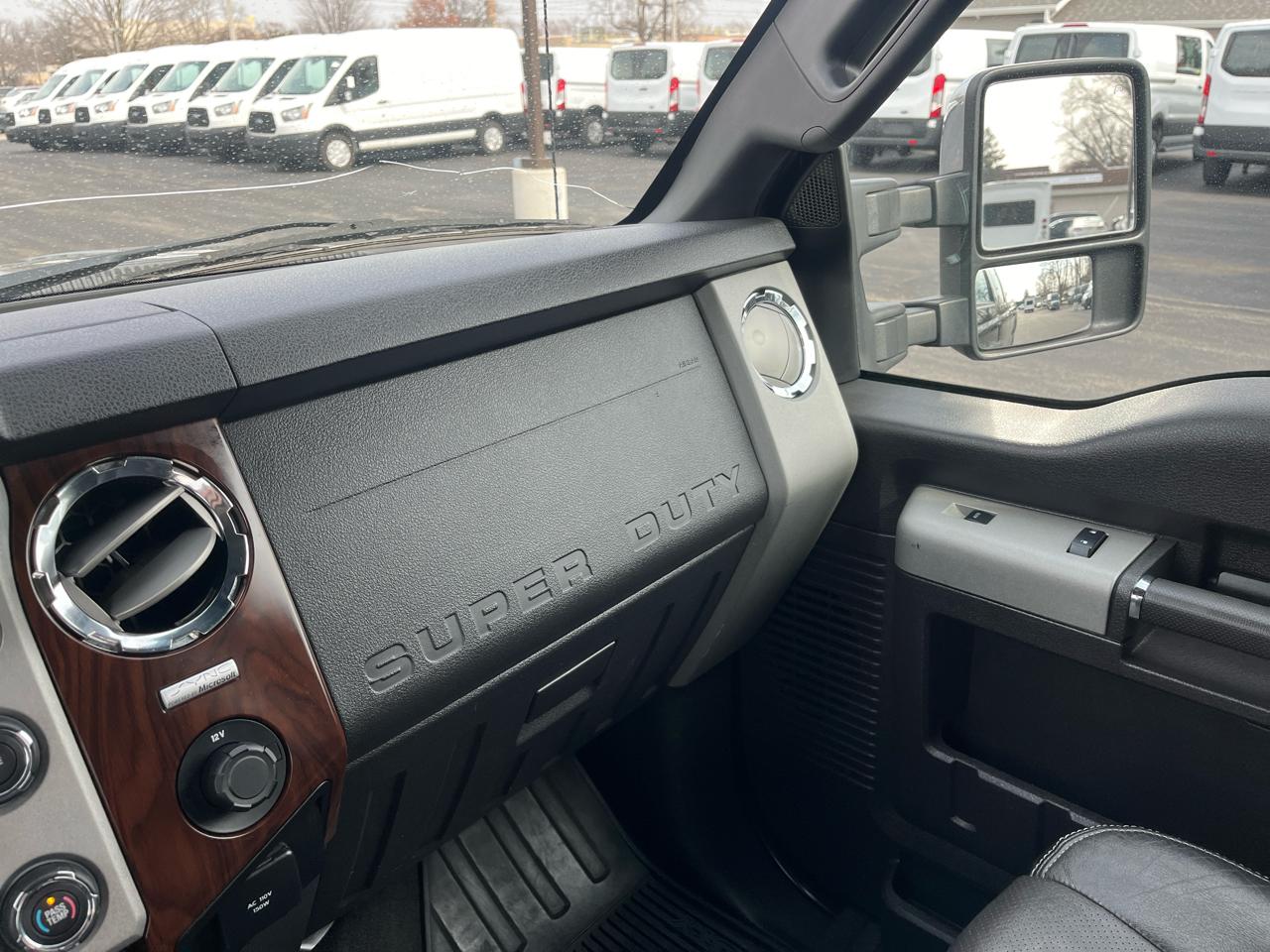 Ford Super Duty F-350 SRW 4WD SuperCab 158" Lariat 2015