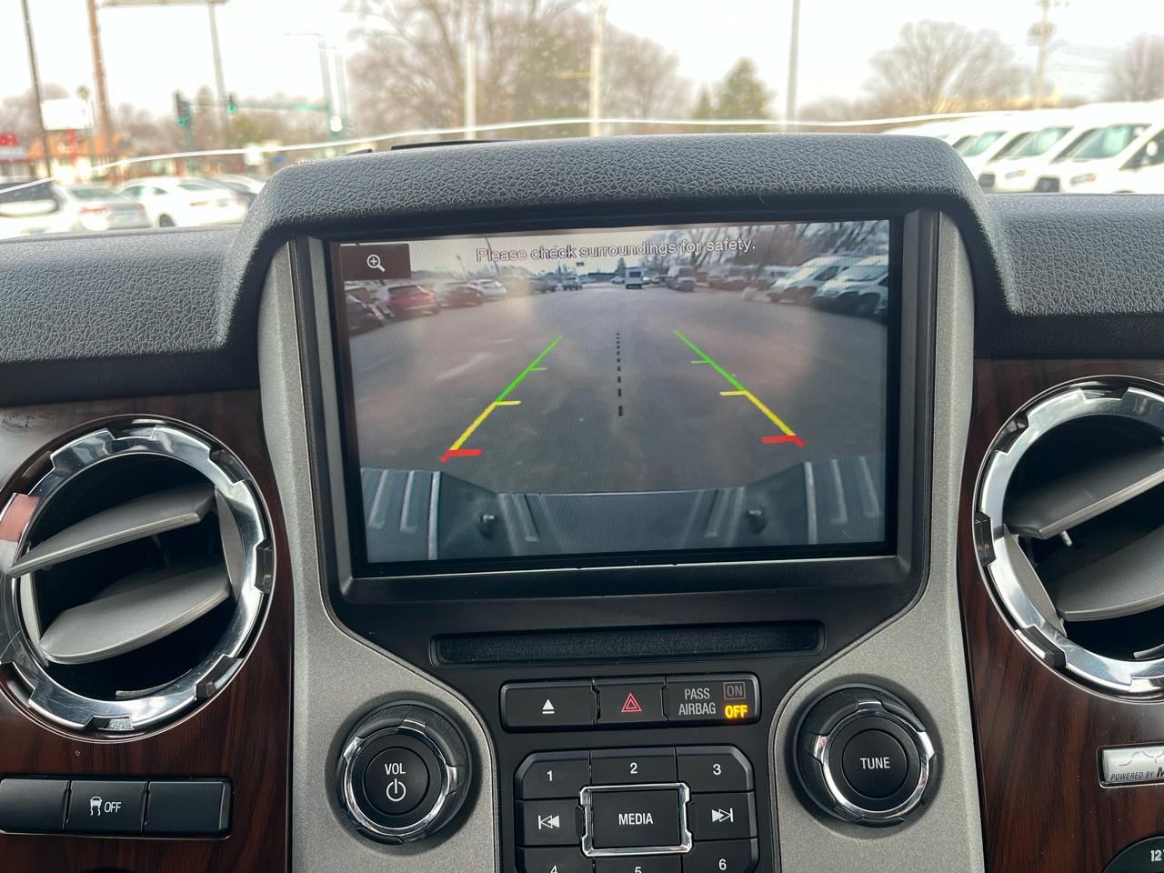 Ford Super Duty F-350 SRW 4WD SuperCab 158" Lariat 2015