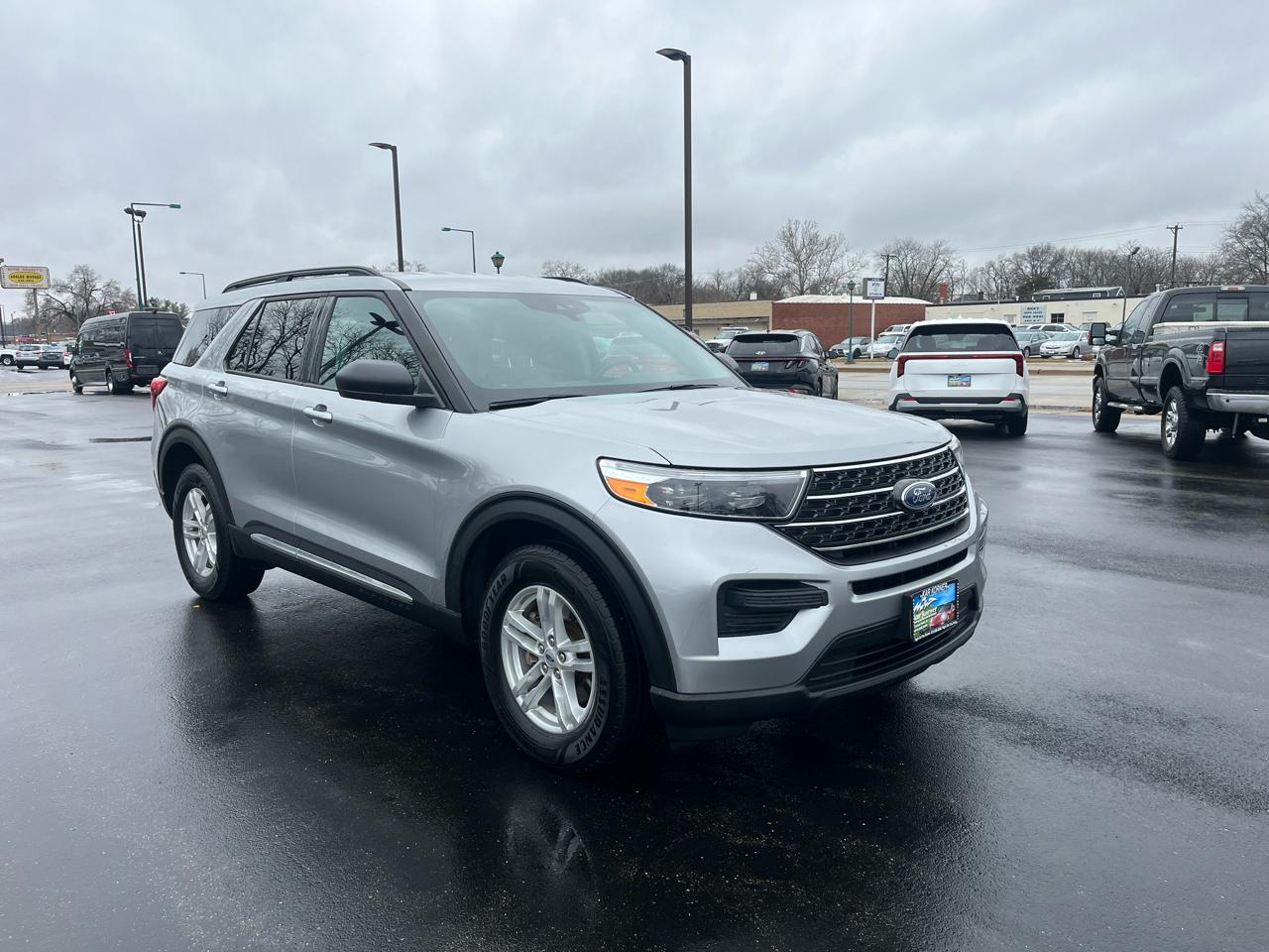 Ford Explorer XLT AWD 2021