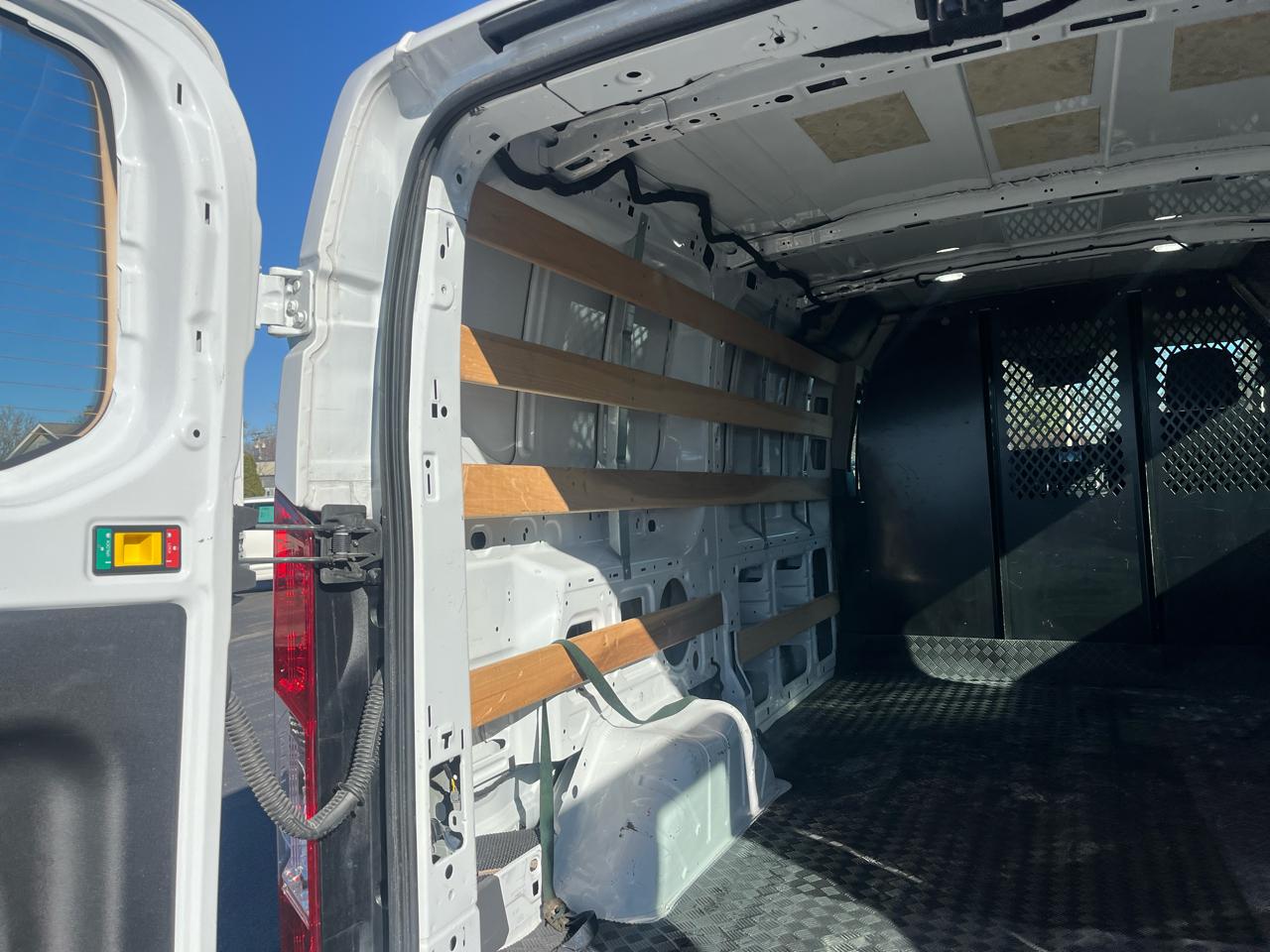 Ford Transit Cargo Van T-250 130" Low Rf 9070 GVWR RWD 2023