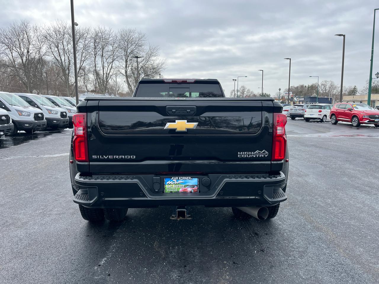 Chevrolet Silverado 3500HD 4WD Crew Cab 172" High Country 2022