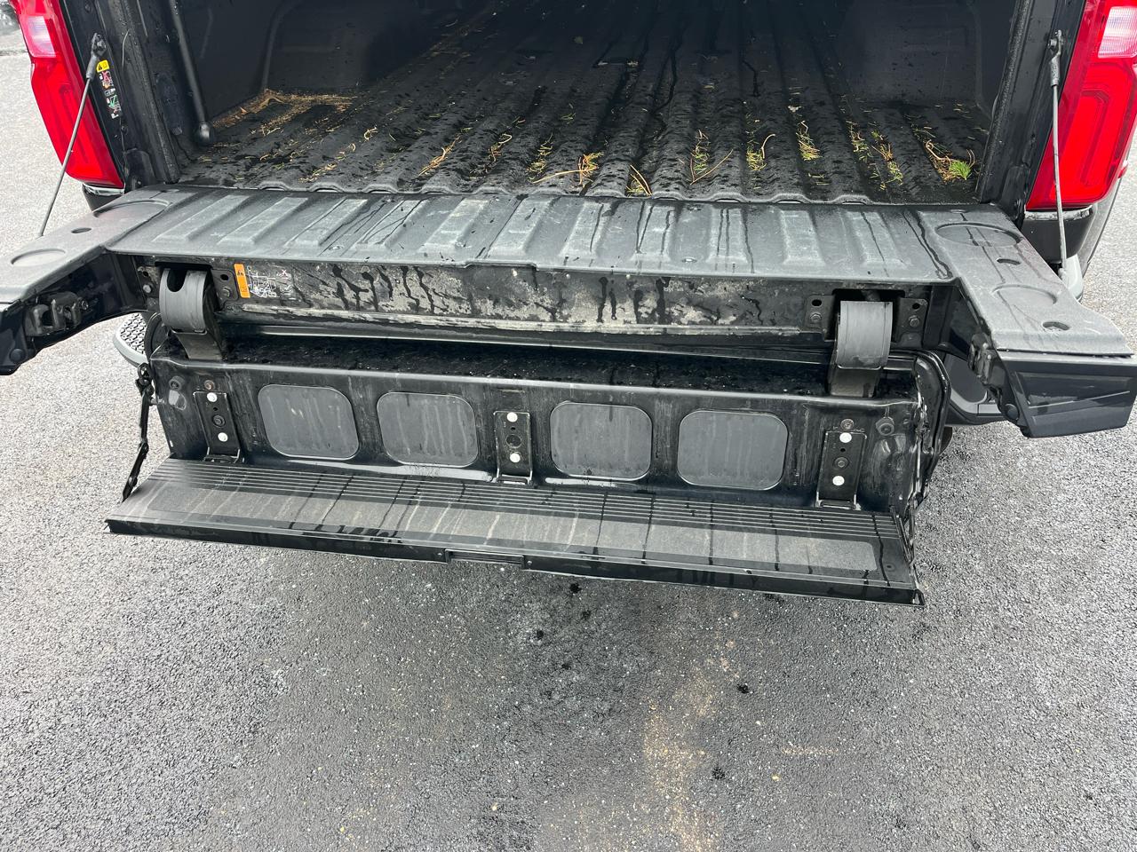 Chevrolet Silverado 3500HD 4WD Crew Cab 172" High Country 2022