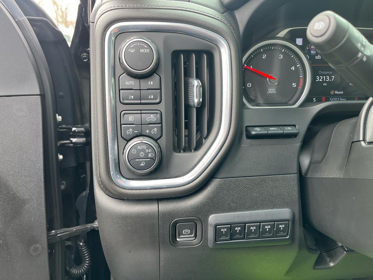 Chevrolet Silverado 3500HD 4WD Crew Cab 172" High Country 2022