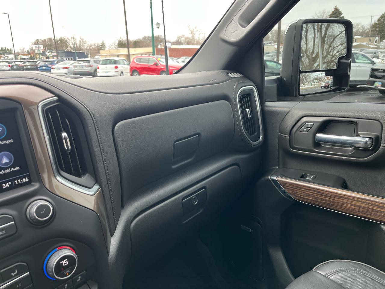 Chevrolet Silverado 3500HD 4WD Crew Cab 172" High Country 2022