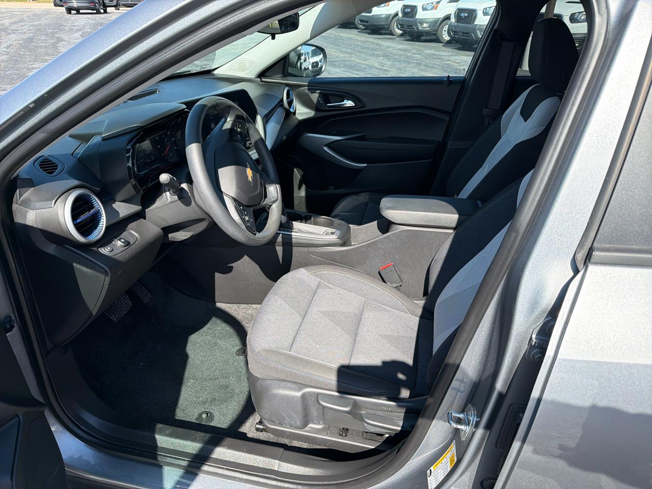 Chevrolet Trax FWD 4dr LS 2024