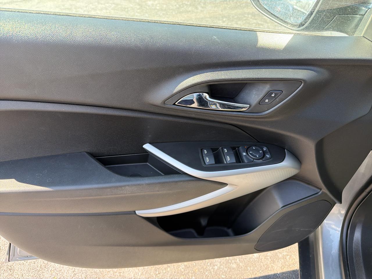 Chevrolet Trax FWD 4dr LS 2024