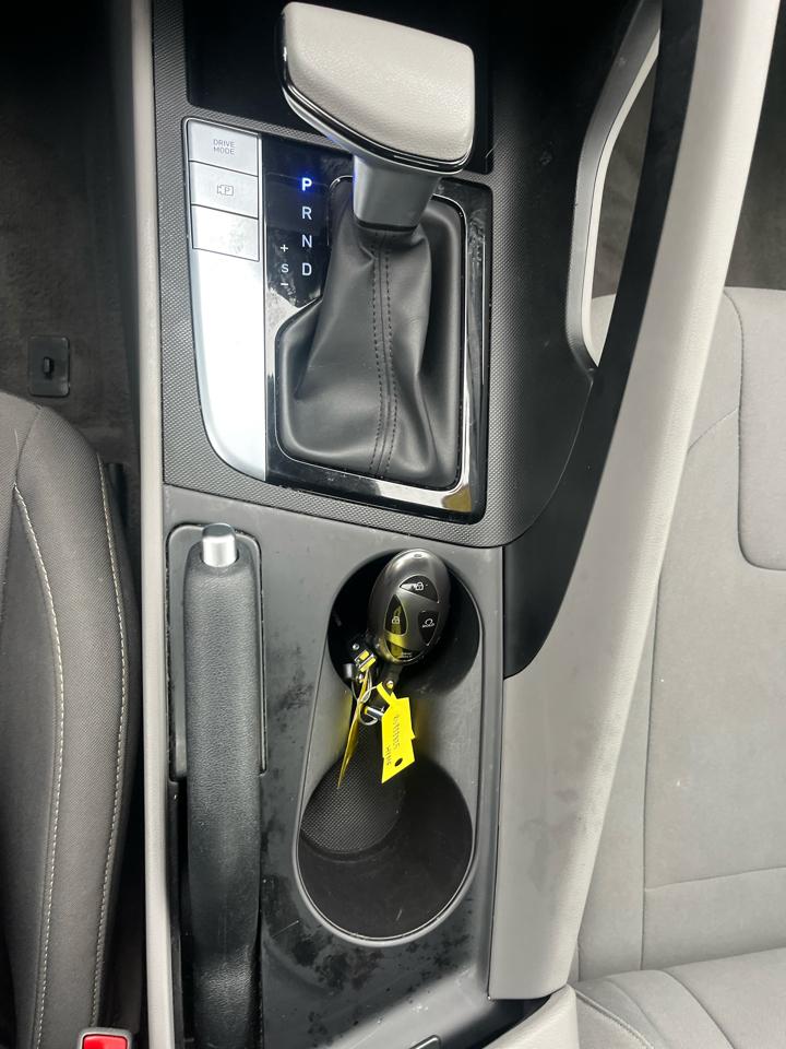 Hyundai Elantra SEL IVT 2024