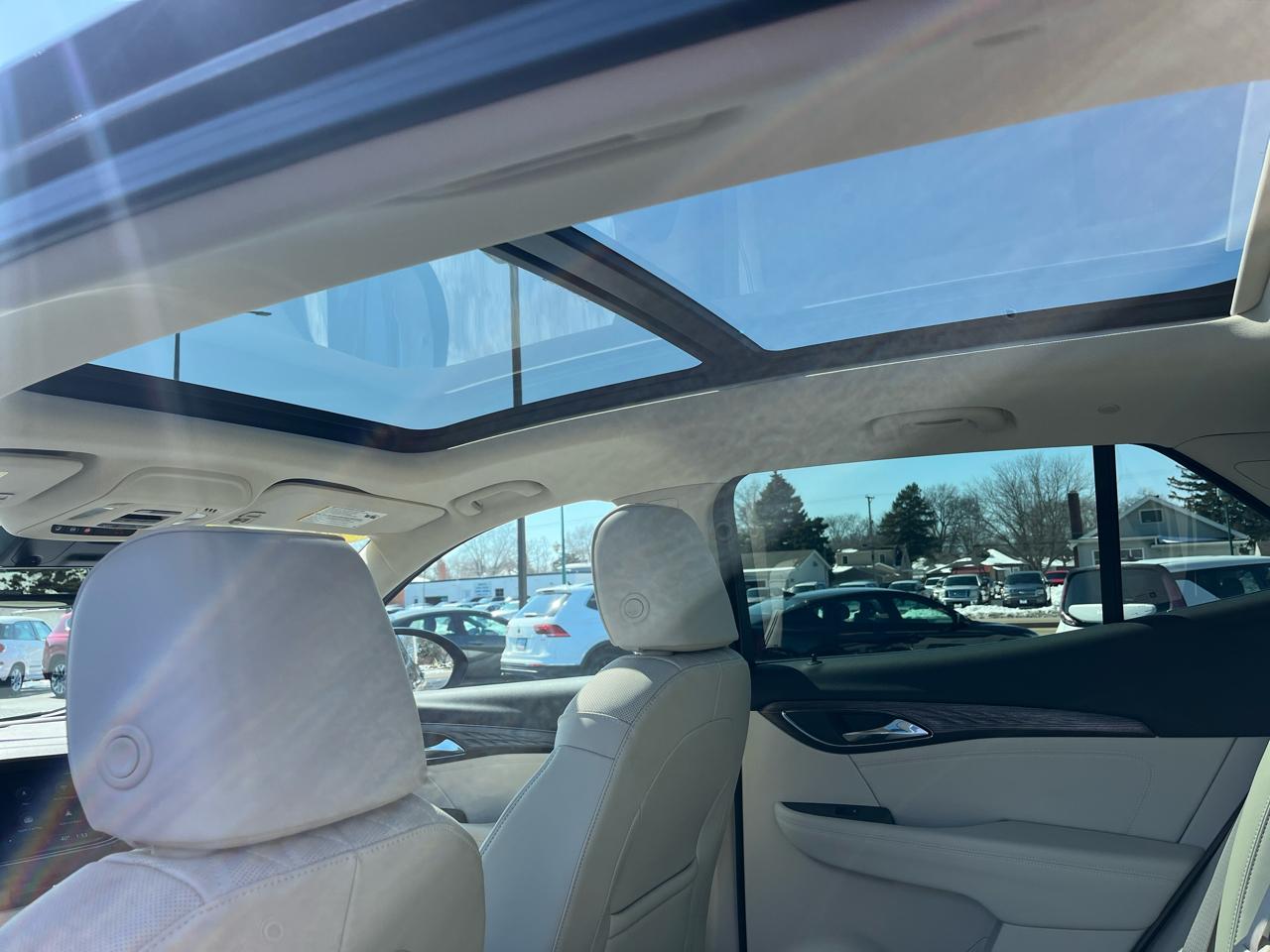 Buick Envision FWD 4dr Avenir 2023