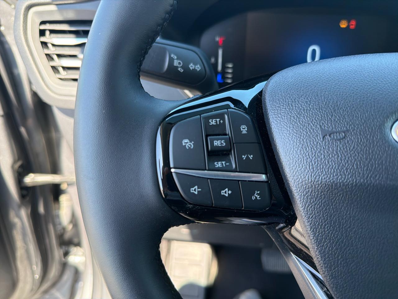 Ford Escape PHEV FWD 2023