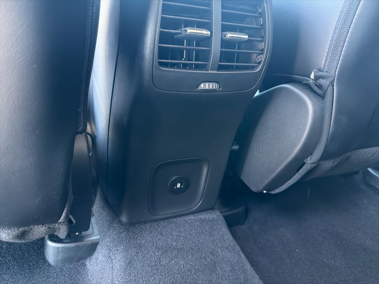 Ford Escape PHEV FWD 2023