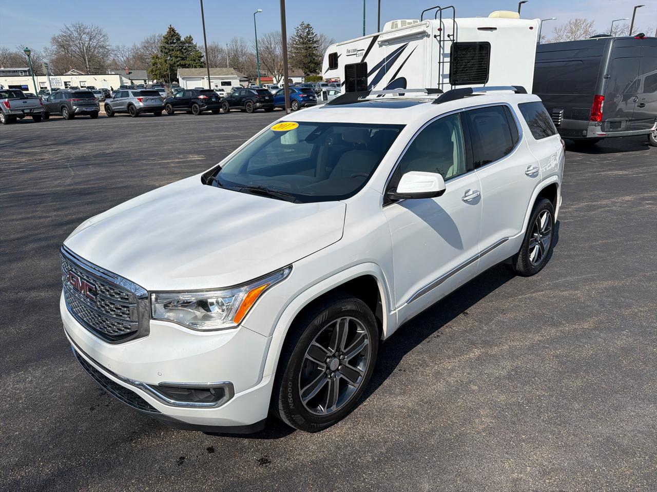 GMC Acadia AWD 4dr Denali 2017