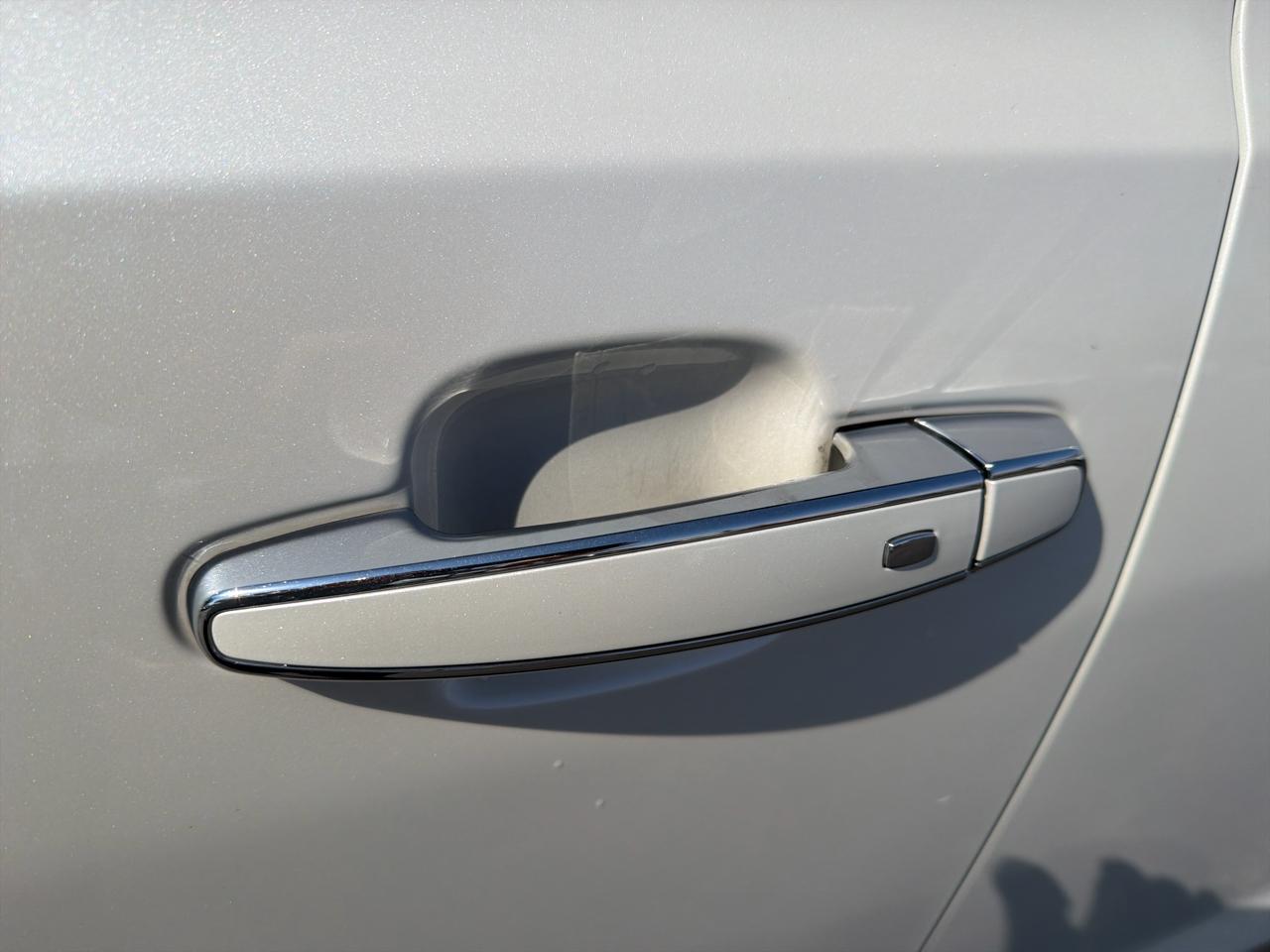 GMC Acadia AWD 4dr Denali 2017