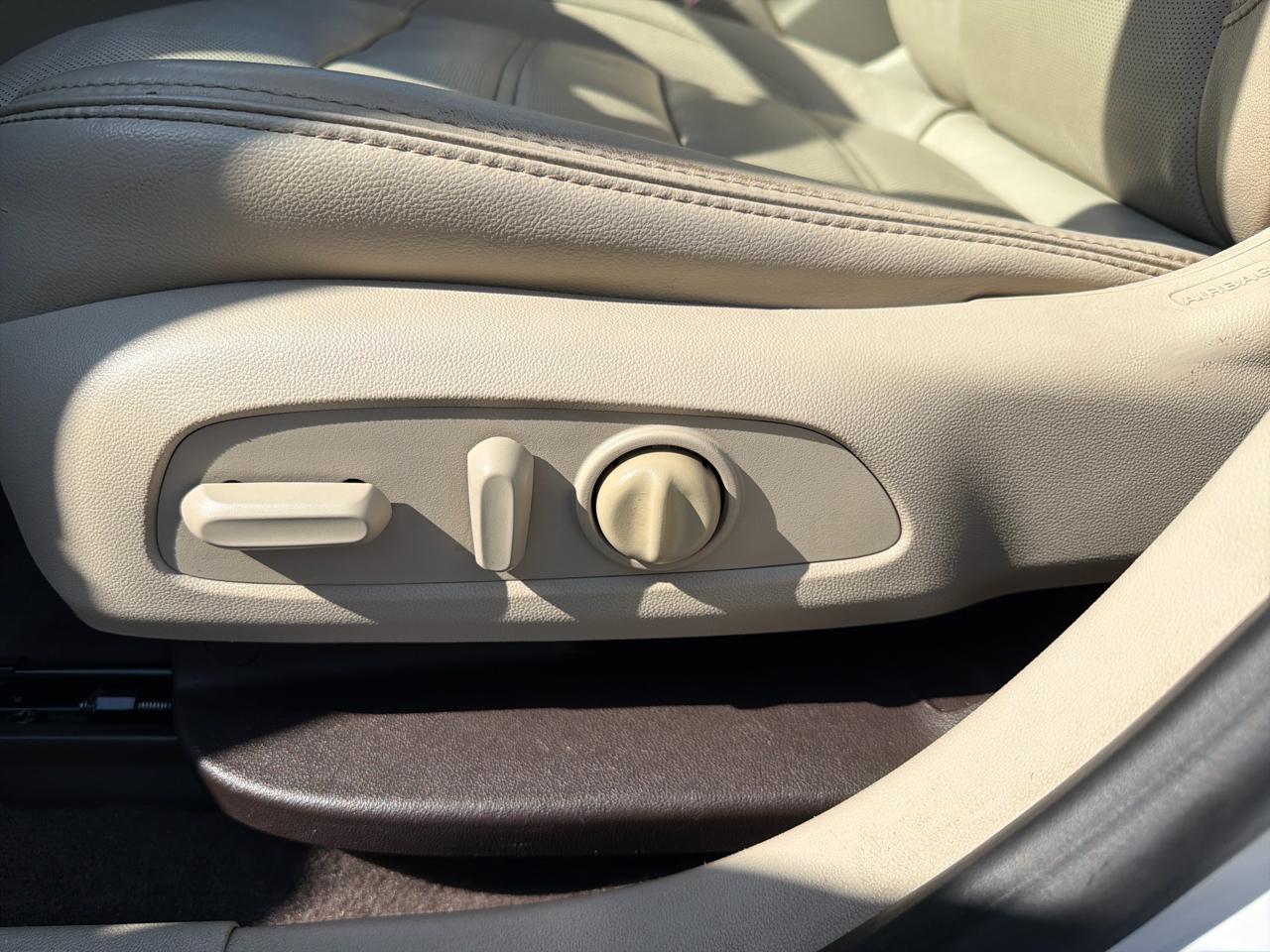 GMC Acadia AWD 4dr Denali 2017