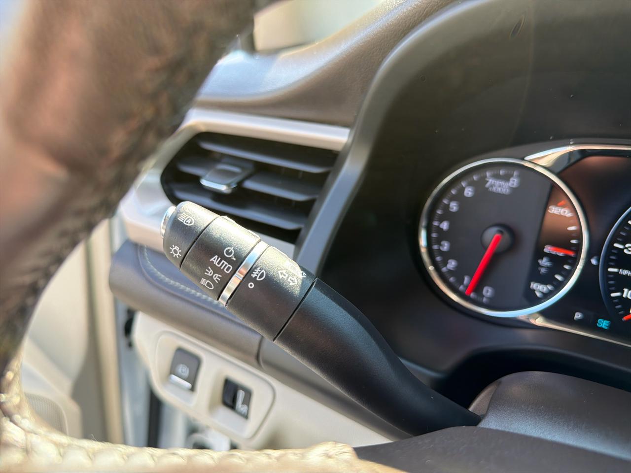 GMC Acadia AWD 4dr Denali 2017