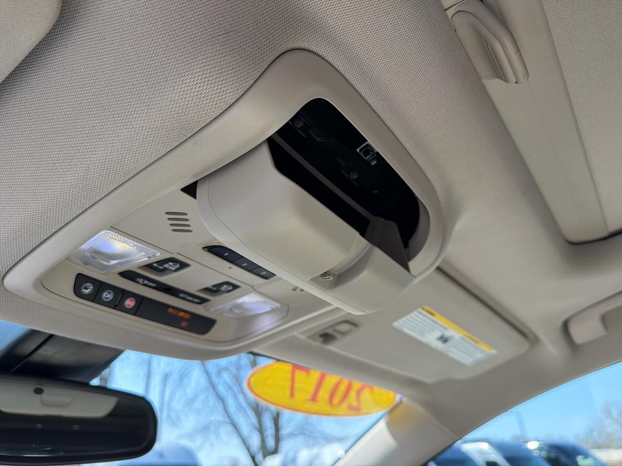 GMC Acadia AWD 4dr Denali 2017