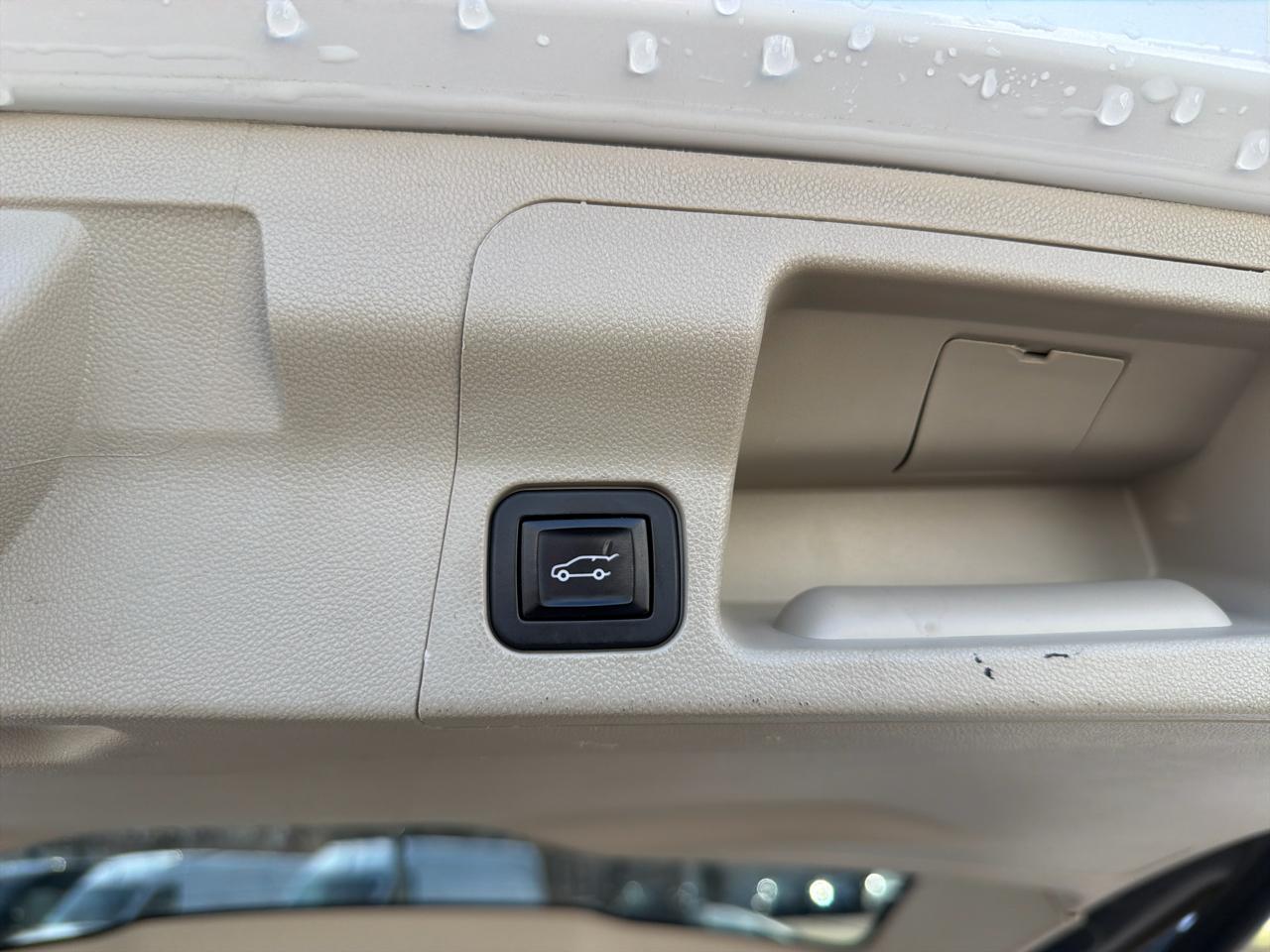 GMC Acadia AWD 4dr Denali 2017