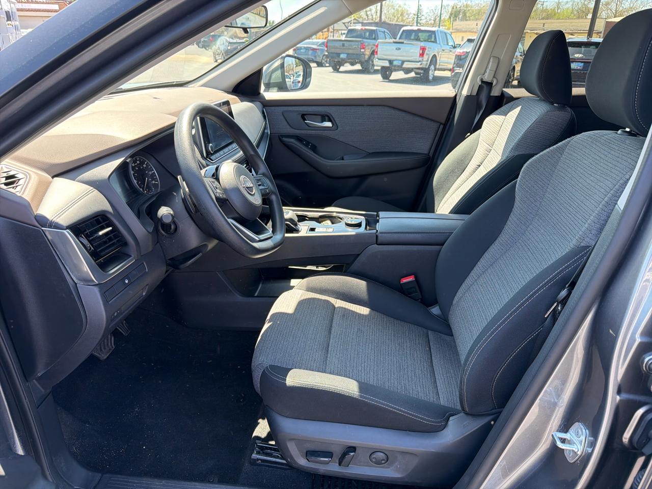 Nissan Rogue AWD SV 2022