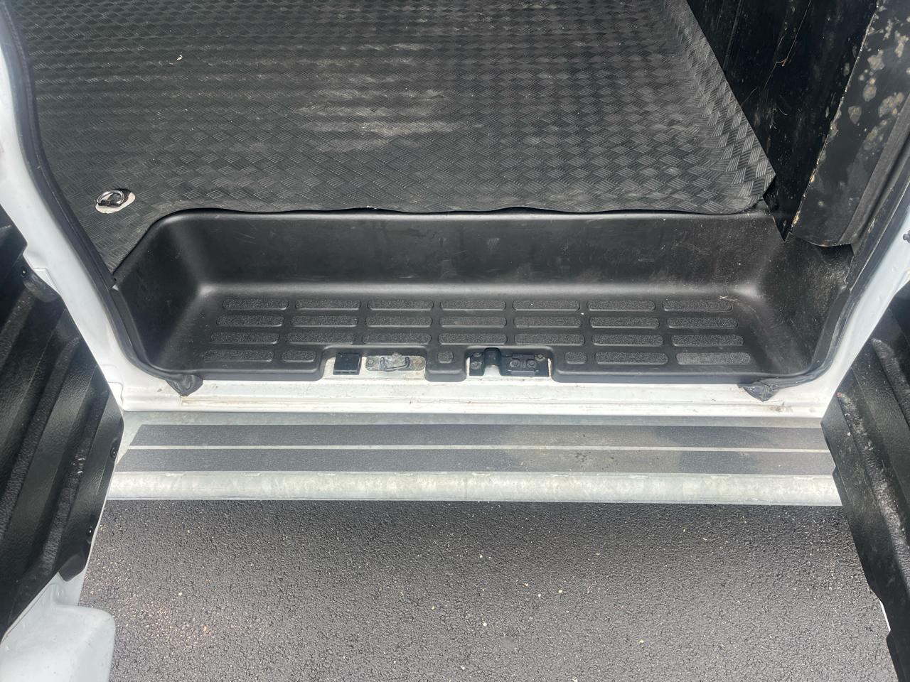 Chevrolet Express Cargo Van RWD 2500 135" 2024