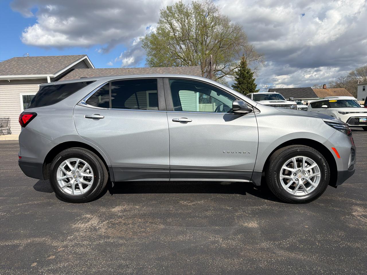 Chevrolet Equinox FWD 4dr LT w/1LT 2024