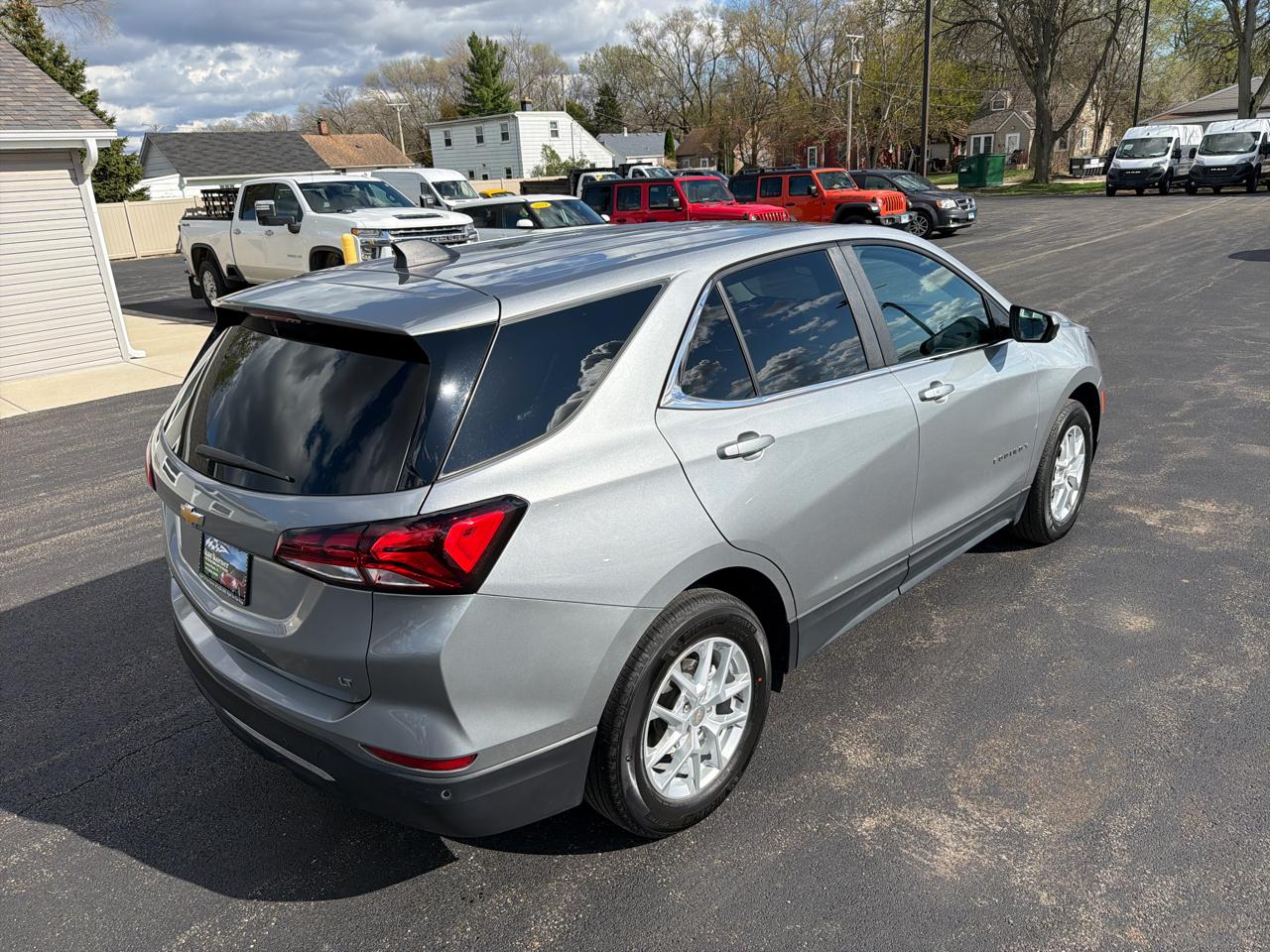 Chevrolet Equinox FWD 4dr LT w/1LT 2024