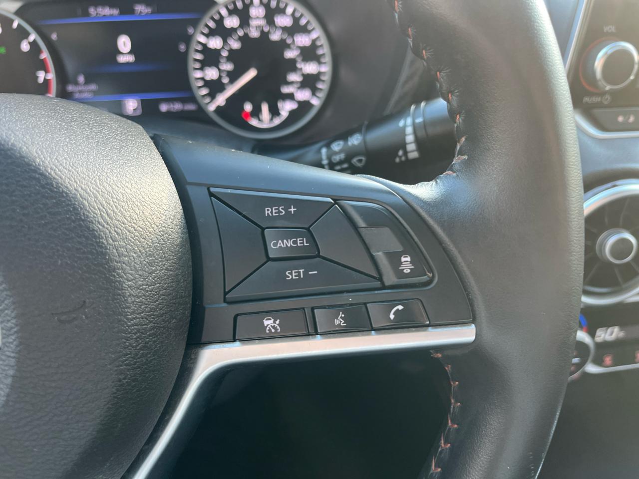 Nissan Sentra SR CVT 2020