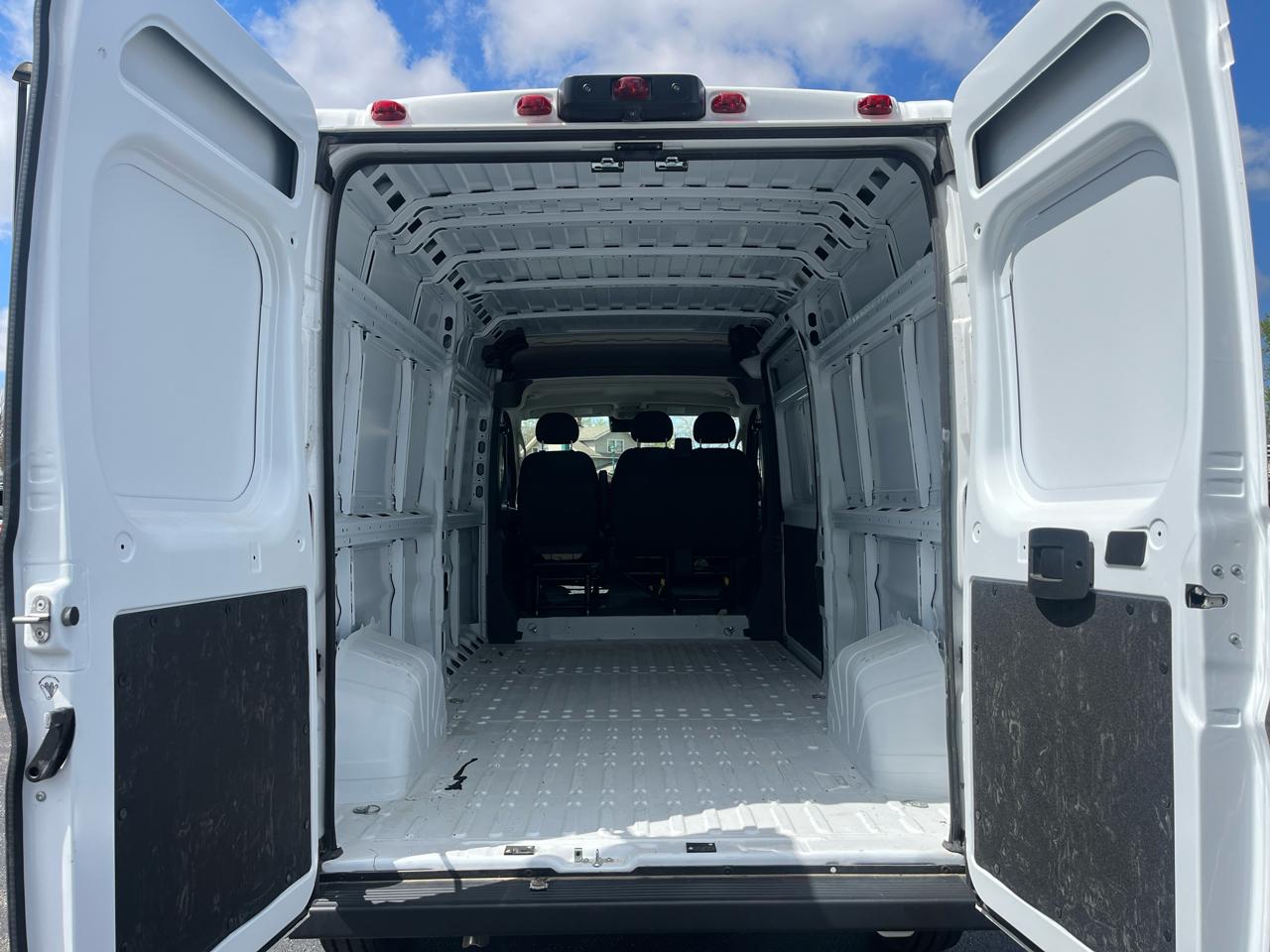 RAM ProMaster Cargo Van Tradesman 2500 High Roof 159" WB w/Pass Seat 2024