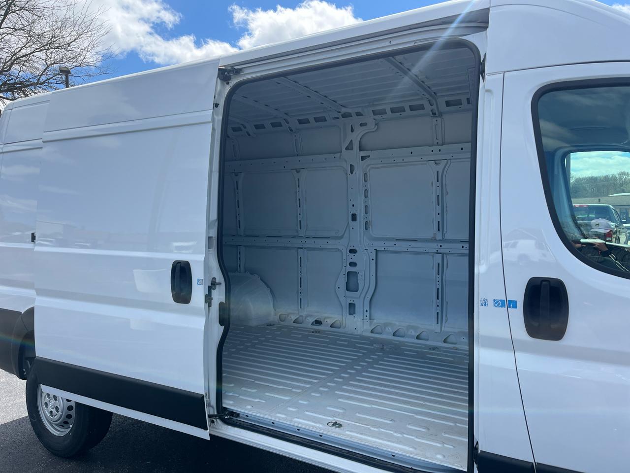 RAM ProMaster Cargo Van Tradesman 2500 High Roof 159" WB w/Pass Seat 2024