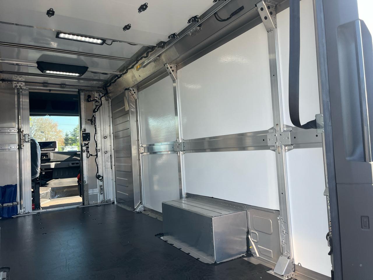 BrightDrop Zevo 600 eAWD 600 2024