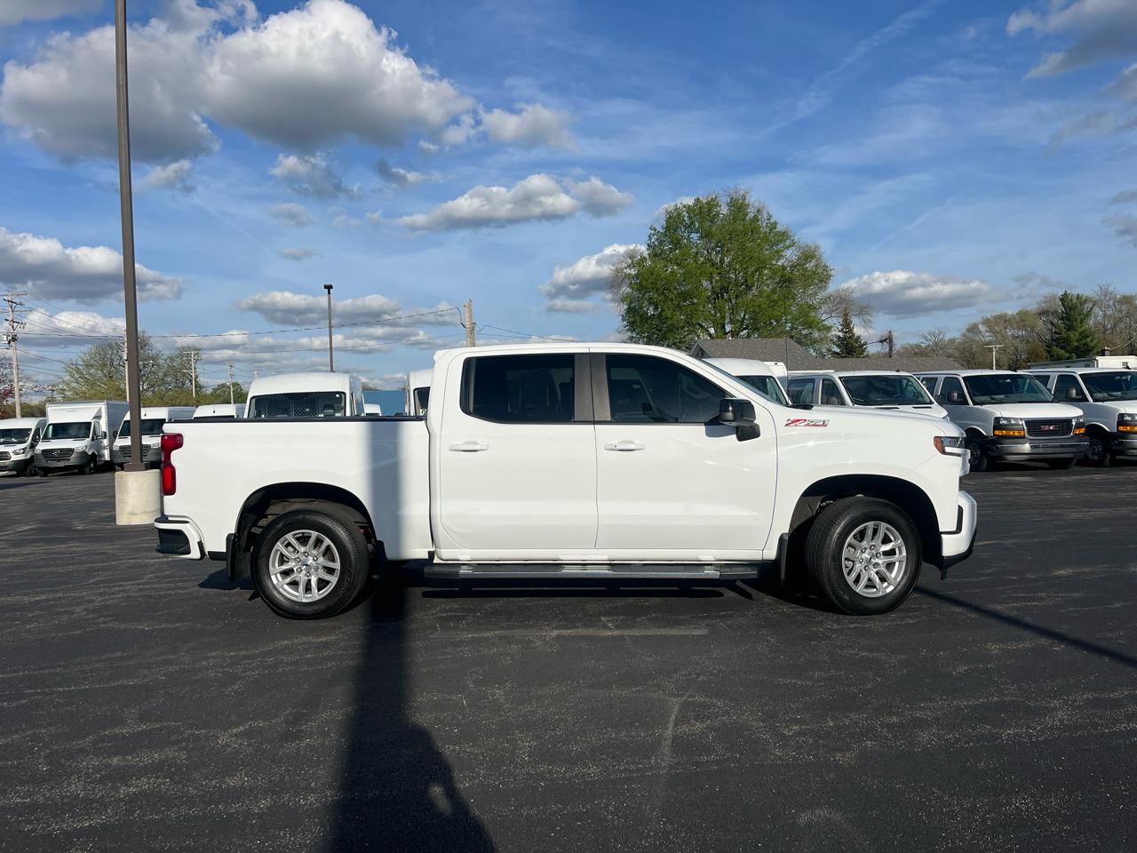 Chevrolet Silverado 1500 4WD Crew Cab 147" RST 2020