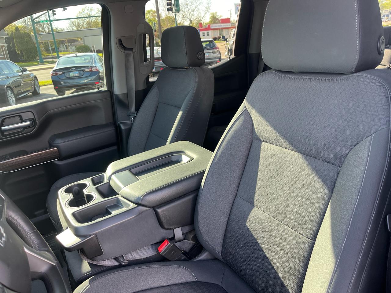 Chevrolet Silverado 1500 4WD Crew Cab 147" RST 2020