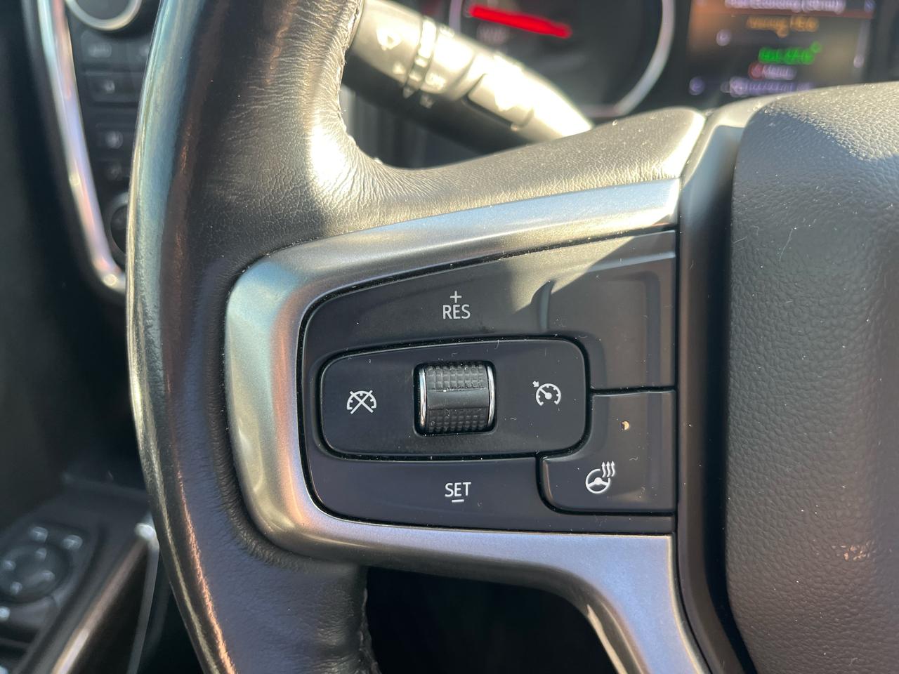 Chevrolet Silverado 1500 4WD Crew Cab 147" RST 2020