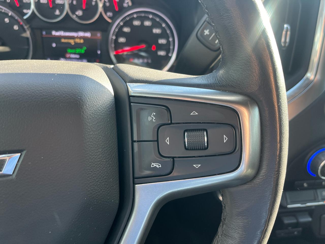 Chevrolet Silverado 1500 4WD Crew Cab 147" RST 2020