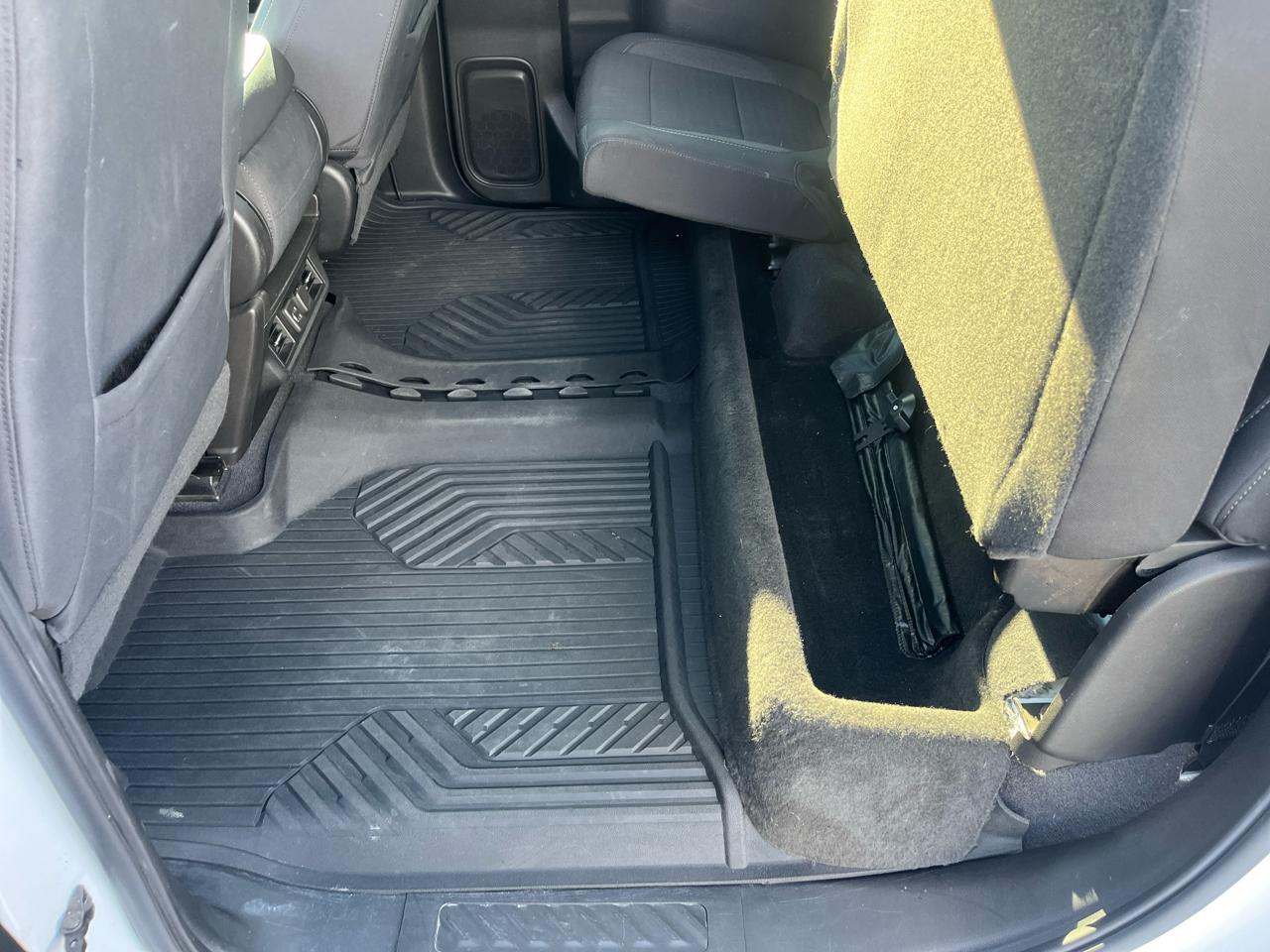 Chevrolet Silverado 1500 4WD Crew Cab 147" RST 2020