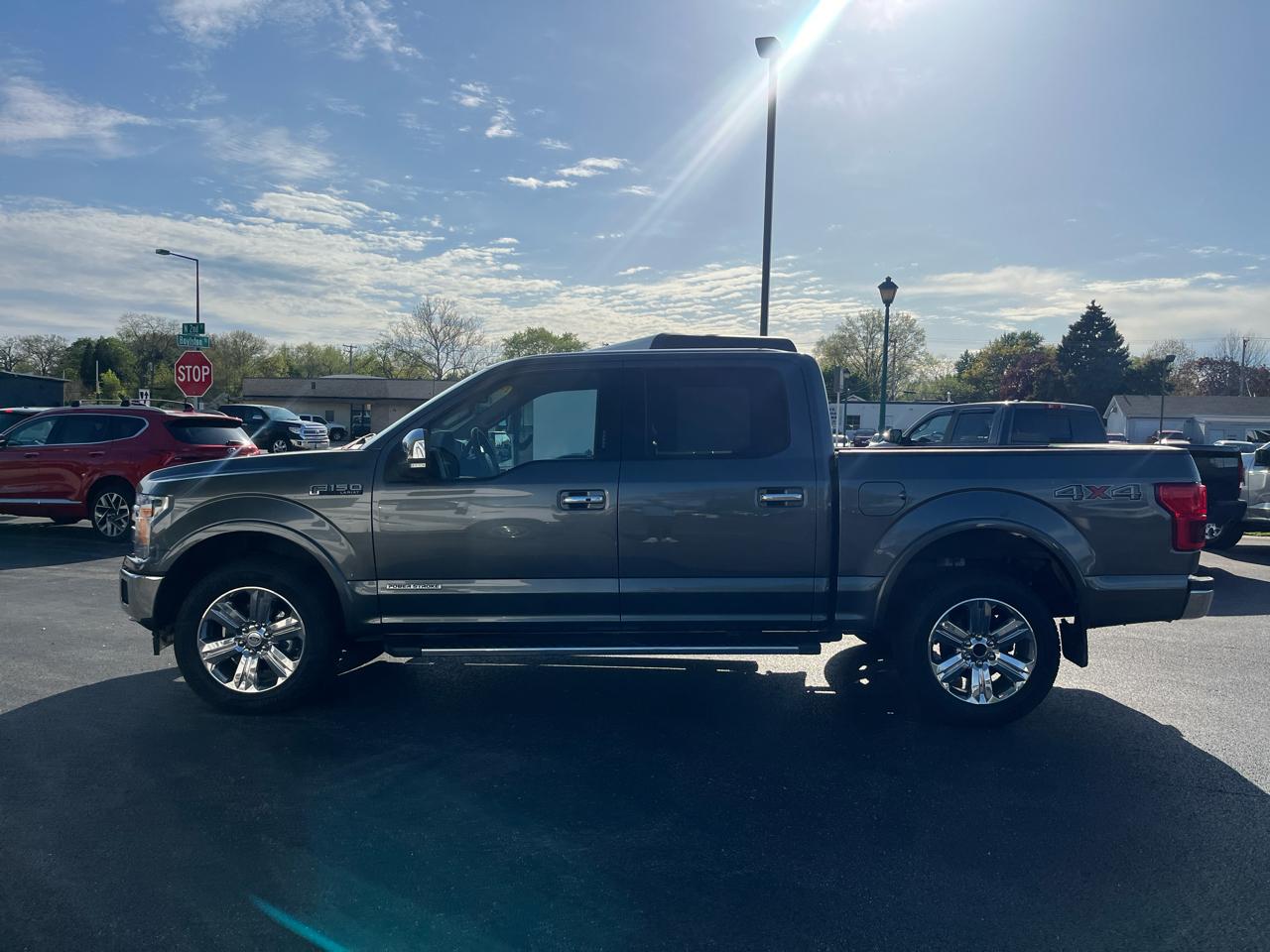 Ford F-150 Lariat SuperCrew Short Bed 4WD 2018