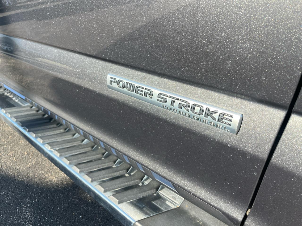 Ford F-150 Lariat SuperCrew Short Bed 4WD 2018