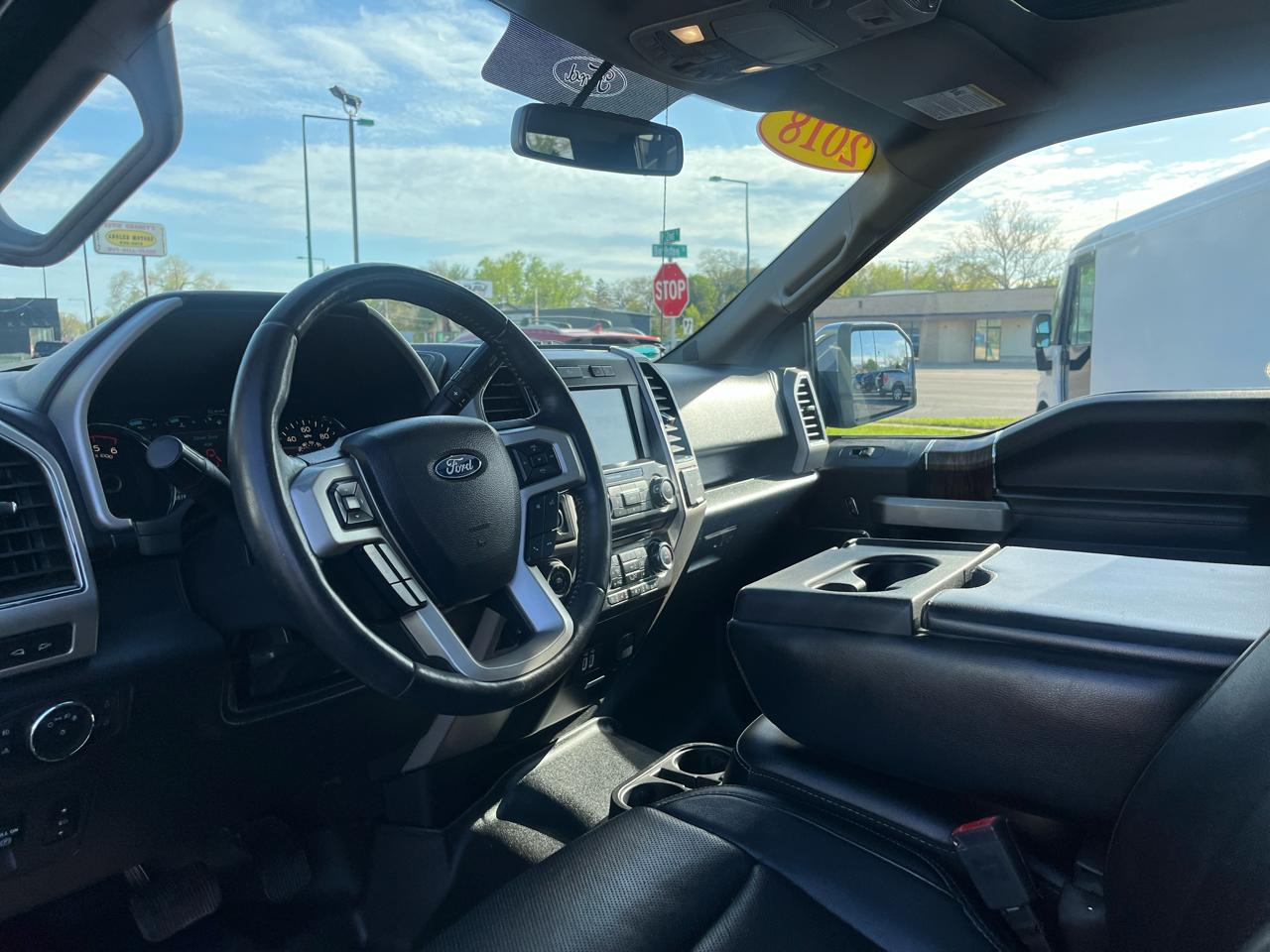 Ford F-150 Lariat SuperCrew Short Bed 4WD 2018