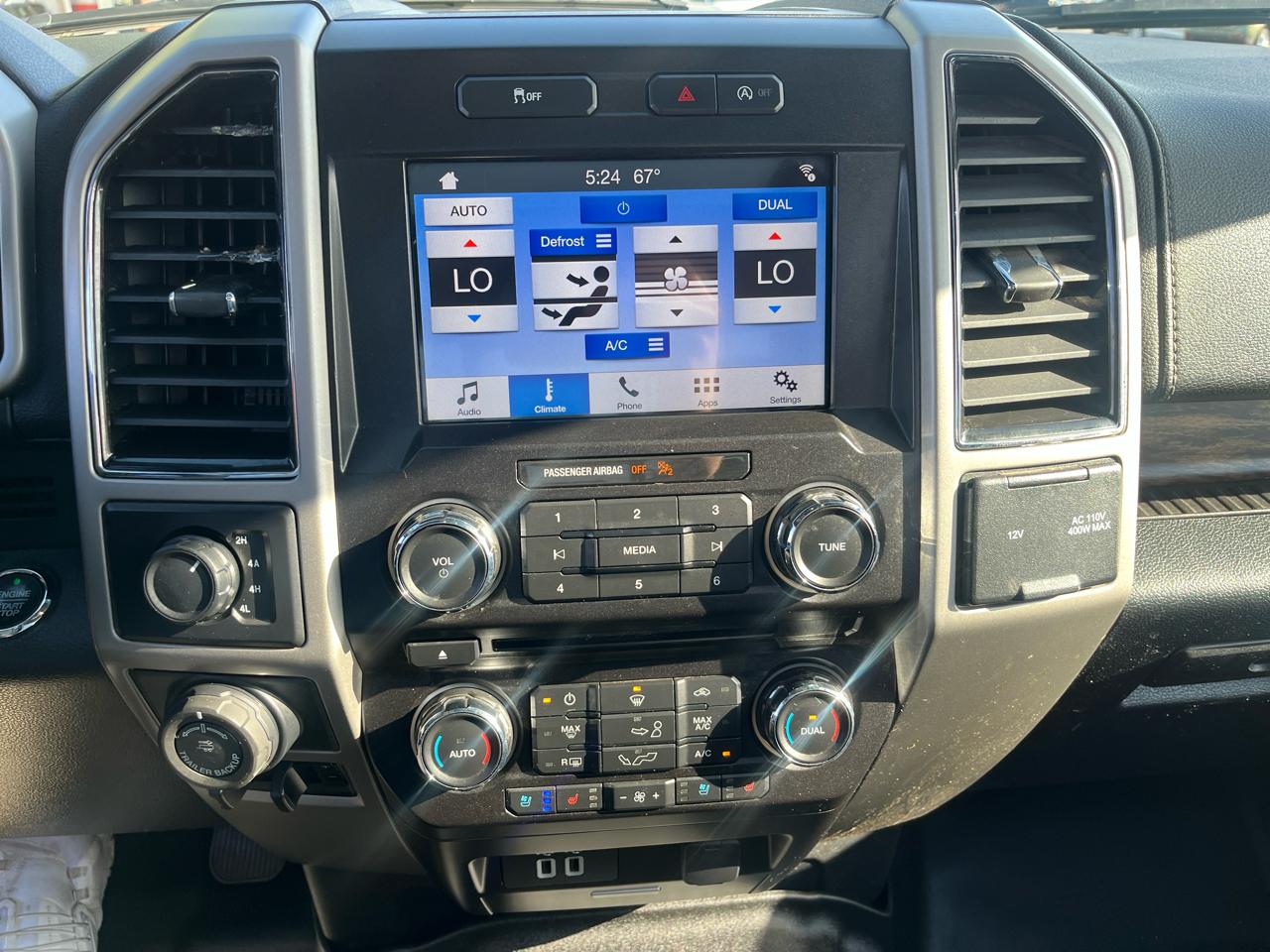 Ford F-150 Lariat SuperCrew Short Bed 4WD 2018
