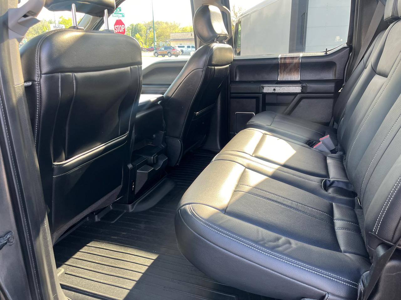 Ford F-150 Lariat SuperCrew Short Bed 4WD 2018