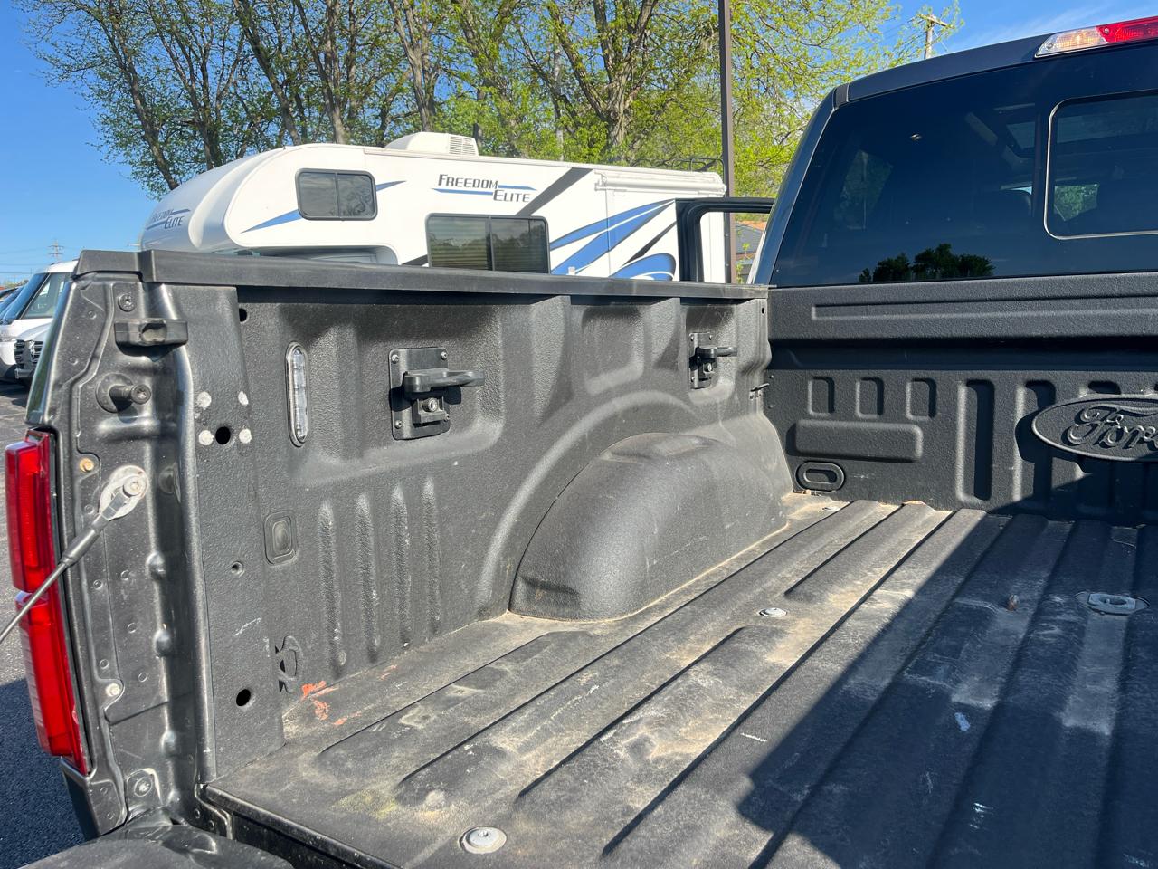 Ford F-150 Lariat SuperCrew Short Bed 4WD 2018