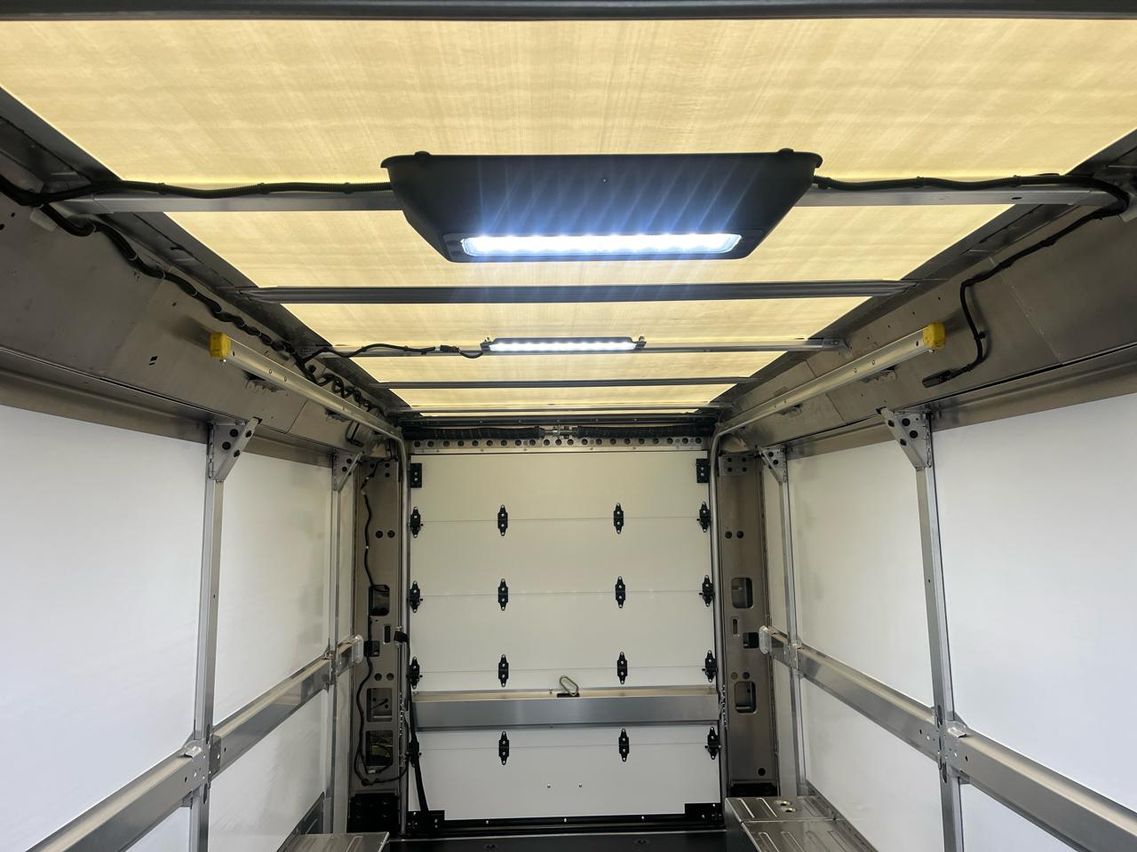 BrightDrop Zevo 600 eAWD 600 2024