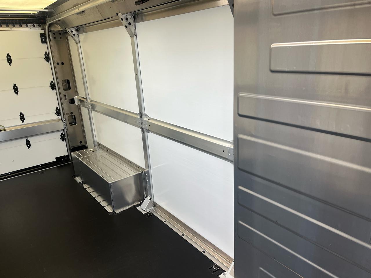 BrightDrop Zevo 600 eAWD 600 2024